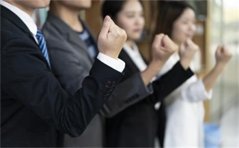 性侵犯后不敢声张？安吉尔营律师保密维权